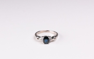 Ring - 18 kt. White gold - 0.70 tw. Sapphire - Thailand - Diamond