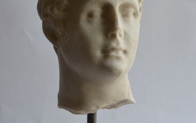 Sculpture, Classic style young man head - Marble - Second half 20th century
