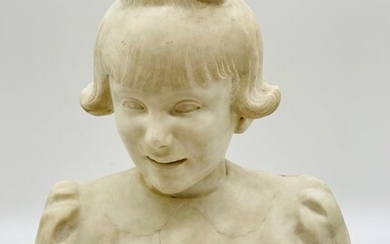 Sculpture, Portrait of a Girl - White molded stone - Early 20th century