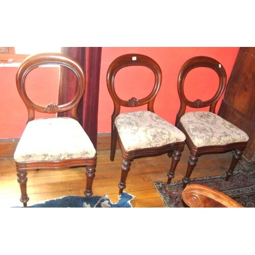 Set of three Victorian mahogany balloonback bedroom chairs w...
