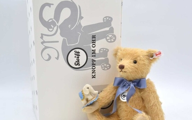 Steiff Germany teddy bear, EAN 006166 Teddy bear with little felt elephant