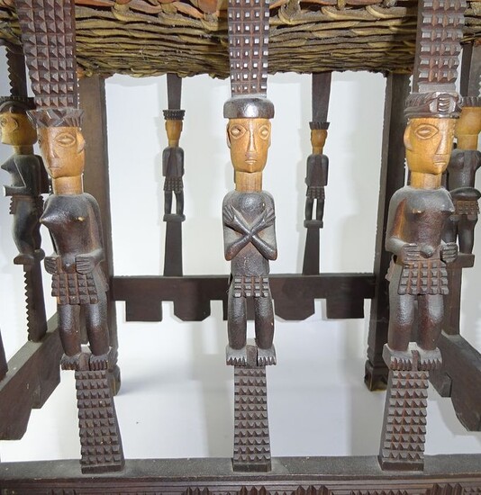 Table chair - wood and leather - Lwena Tsokwe - DR Congo