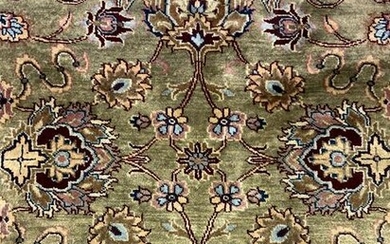 Wool Room-sized Oriental Fringed Carpet