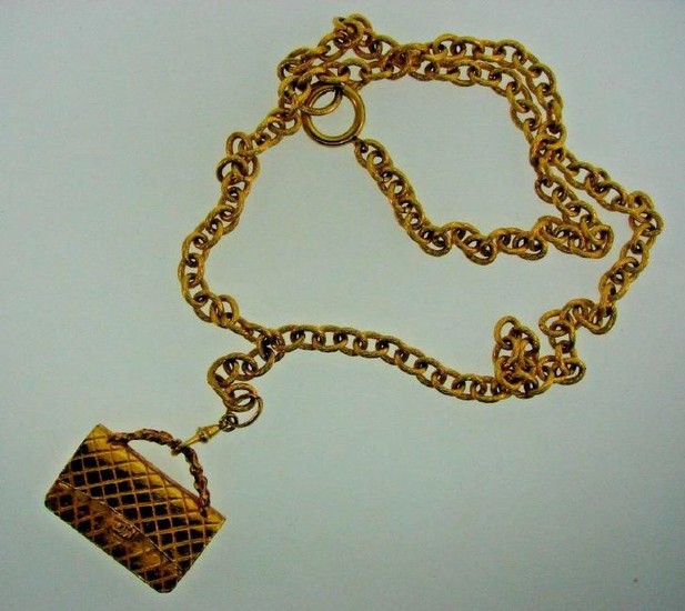 LUXURY Chanel Gold Plated Hangbag Necklace Circa 1980s