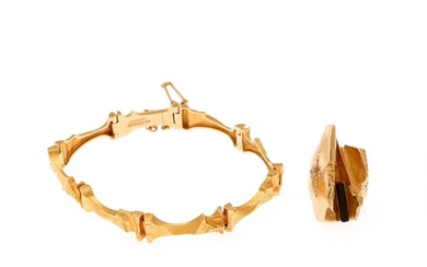 Lapponia, Björn Weckström: A jewellery collection comprising a ring and a bracelet partly set with a black raw tourmaline, mounted in 14k gold. (2)