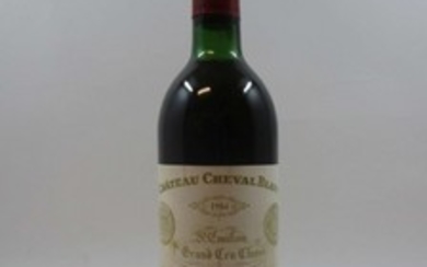 1 bouteille CHÂTEAU CHEVAL BLANC 1984 1er GCC (A) Saint Emilion (légerement bas étiquette fanée