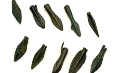 A group of 10 large Roman Republic bronze arrowheads
