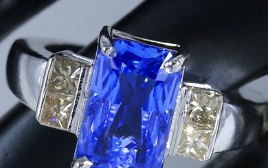 14K White Gold Blue Sapphire (GIA Cert.) & Diamond Ring