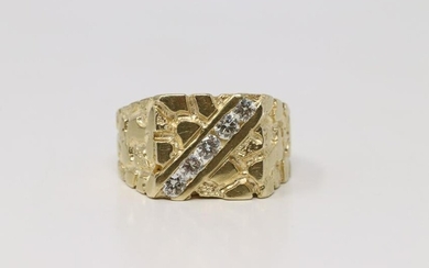 14Kt Yellow Gold Diamond Nugget Ring.