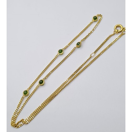 14ct yellow gold jade set necklace, weight 3g