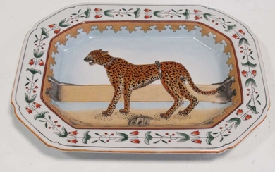 20th century Chinese plate, painted with a cheetah, 32 x 25cm