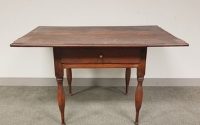Country Pine One-drawer Tavern Table