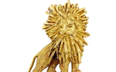 Gold Lion Clip-Brooch, Chaumet, Paris