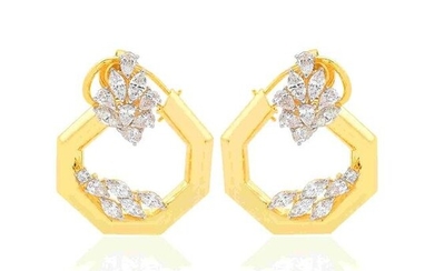 2.70 TCW Diamond Earrings 18K Yellow Gold