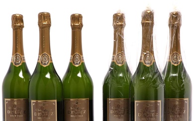 6 bts. Champagne Brut, Deutz 2012 A (hf/in). Oc.