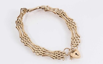 9ct gold gate bracelet with padlock clasp