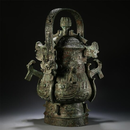 A CHINESE ANCIENT BRONZE 'TAPIR' RITUAL VESSEL AND