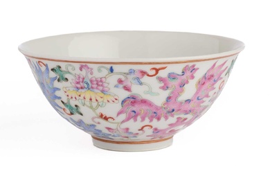 A CHINESE FAMILLE-ROSE 'PHOENIX' BOWL GUANGXU MARK AND PERIOD (1875-1908)