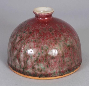 A CHINESE PEACH BLOOM PORCELAIN BEEHIVE WATER POT, the