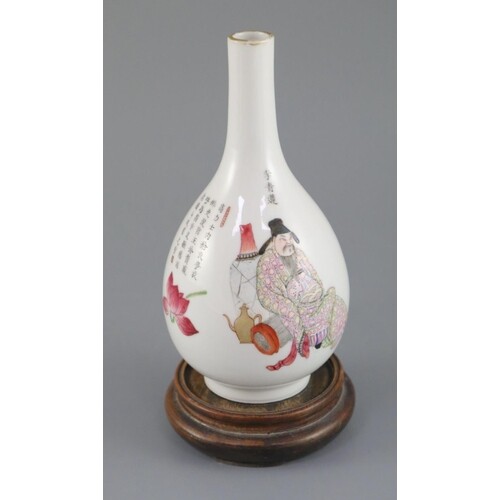 A Chinese famille rose bottle vase, Daoguang period (1821-50...