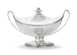 A GEORGE III SILVER SOUP TUREEN AND COVER, MARK OF WILLIAM PITTS, LONDON, 1788