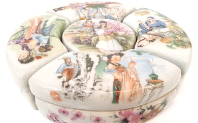 A SET OF FIVE CHINESE EXPORT WARE PORCELAIN BOUDOIR BOXES