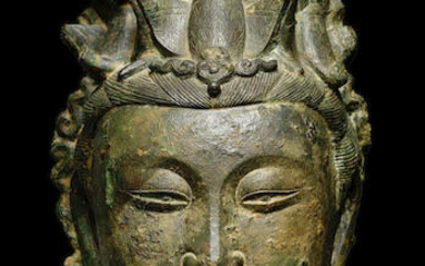 A bronze head of Xiwangmu
