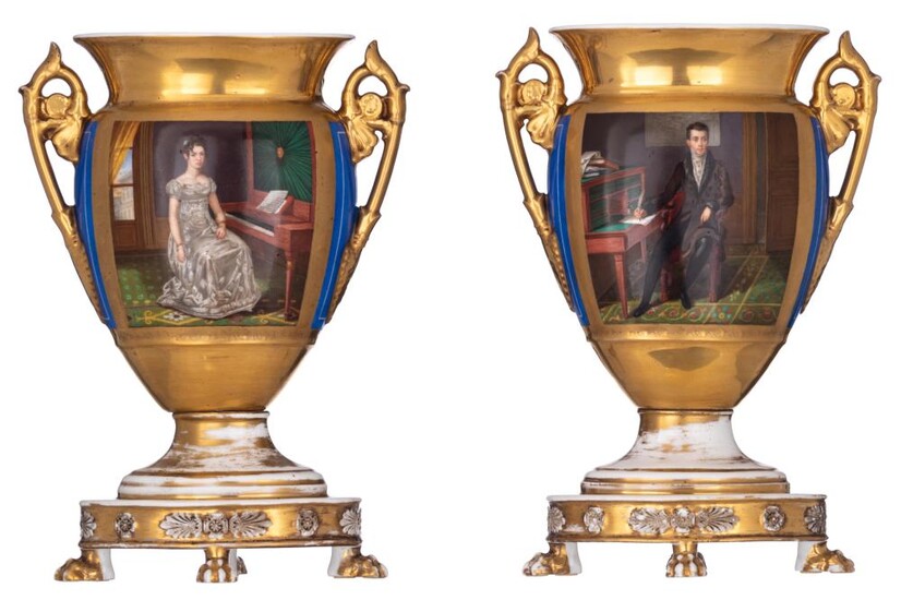 A pair of Empire Vieux Paris porcelain vases, early 19thC, H 30 cm