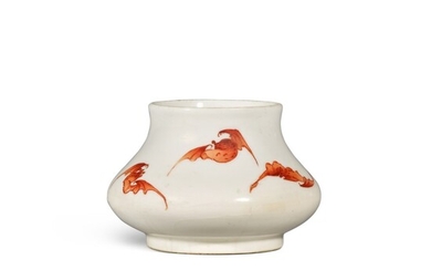 A soft-paste iron-red enamelled waterpot, Seal mark and period of Qianlong | 清乾隆 漿胎礬紅彩瑞蝠紋水盂 《乾隆年製》款
