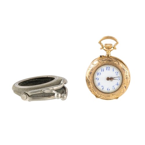 AN ANTIQUE FRENCH GOLD OPEN FACED FOB WATCH, in 18ct gold wi...