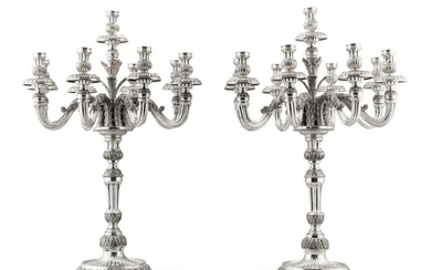 An Italian silver pair of large nine-light candelabra, Buccellati, Milan, circa 1980 | Paire de grands chandeliers à neuf lumières en argent par Buccellati, Milan, vers 1980