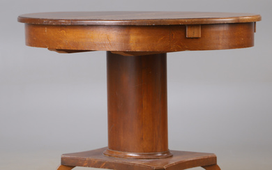 An oak coffee table, first half of the 20th century.
