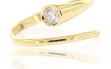 Bague en or jaune massif 18 carats ornée d’un diamant de synthèse rond brillant de...