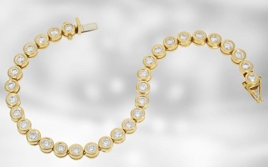 Bracelet: splendid, very expensive tennis bracelet with high-quality...