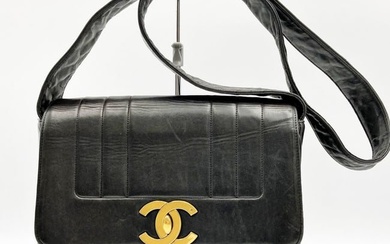 CHANEL Mademoiselle Shoulder Bag Crossbody Coco Mark Black Lambskin Gold Hardware Vintage Ladies