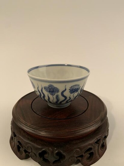Chinese Blue and White Teacup with Chenghua Mark