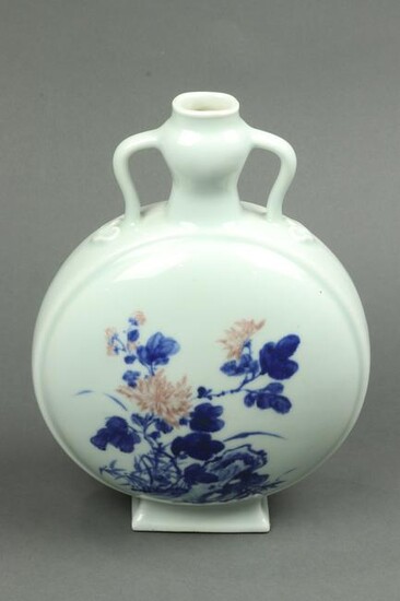 Chinese iron red decorated blue and white moon flask