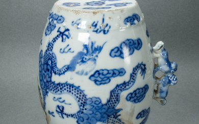 Chinese underglaze blue drum-form scholar's object