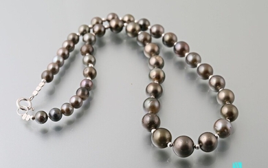 Collier en chute de perles de culture de... - Lot 124 - Vasari Auction