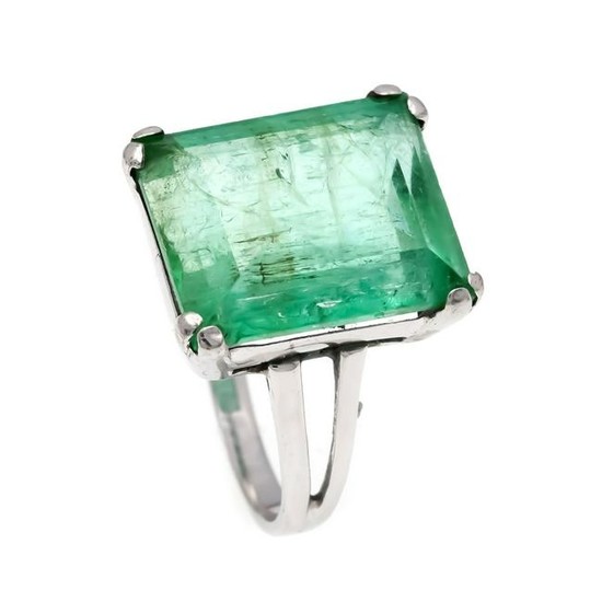 Emerald ring WG 585/000 w