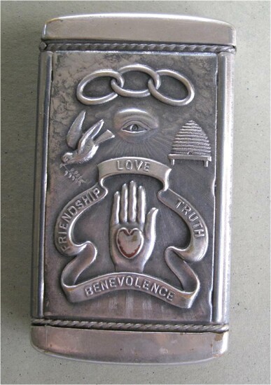 Fraternal Odd fellows silver plated vesta match safe case 1904 GC3A