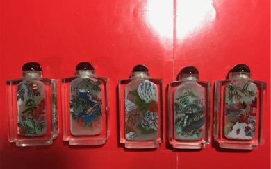 GROUP OF CHINESE GLASS SNUFF BOTTLES
