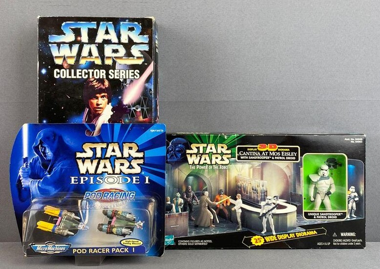 Group of 3 assorted Star Wars action figures