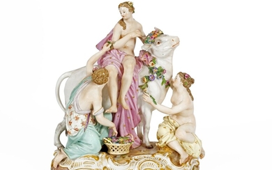 Groupe en porcelaine polychrome de Meissen représentant l’enlèvement d’Europe D’après un modèle de J.J. Kandler...