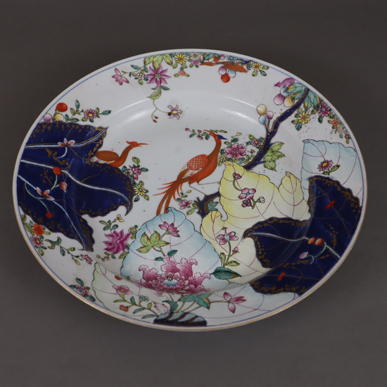LARGE PLATE - China, late Qing dynasty, porcelain.