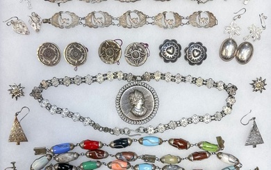LARGE SOUTHWEST & OTHER SILVER JEWELRY GROUP