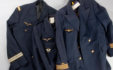 Lot d'uniformes de l'aviation civile comprenant... - Lot 24 - Paris Enchères - Collin du Bocage