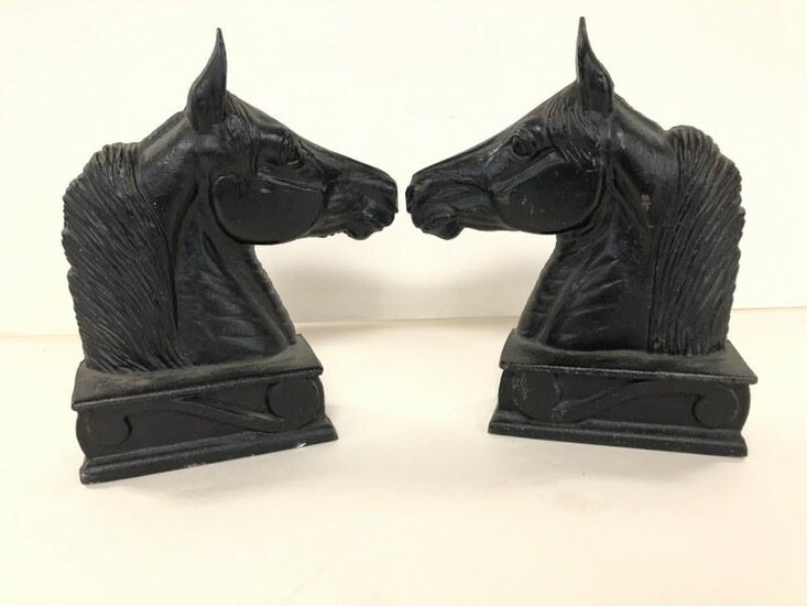 PR. CAST IRON HORSE HEAD CAST IRON BOOKENDS, MADE BY