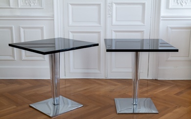 Philippe STARCK (né en 1949), éditions Kartell. Paire de tables carrées modèle "Top Top", plateau...