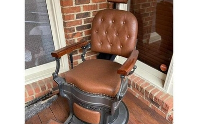 Replica Antique Barber Chair
